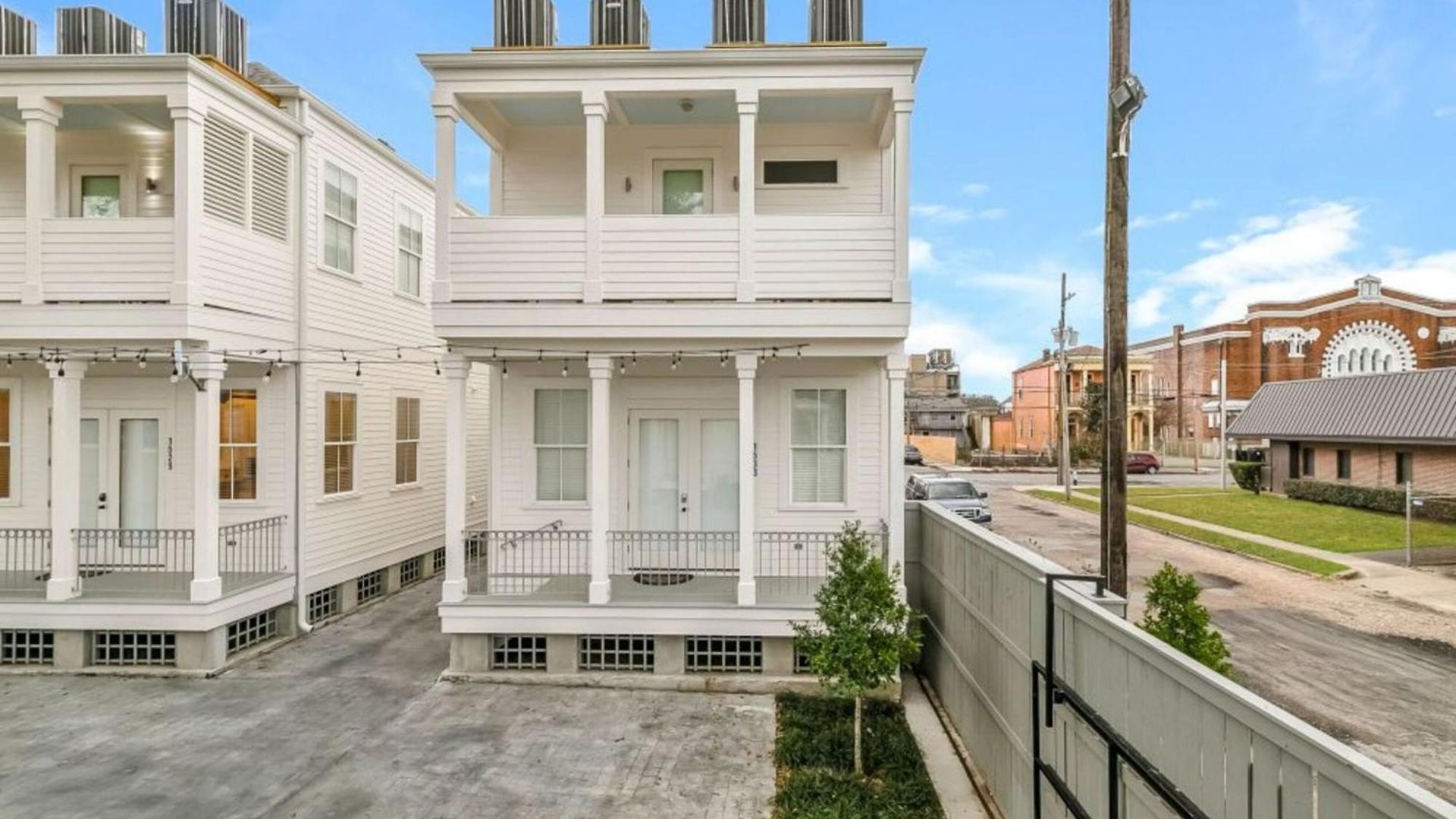 Apartment Spacious 3br Garden District W Pool & Balcony