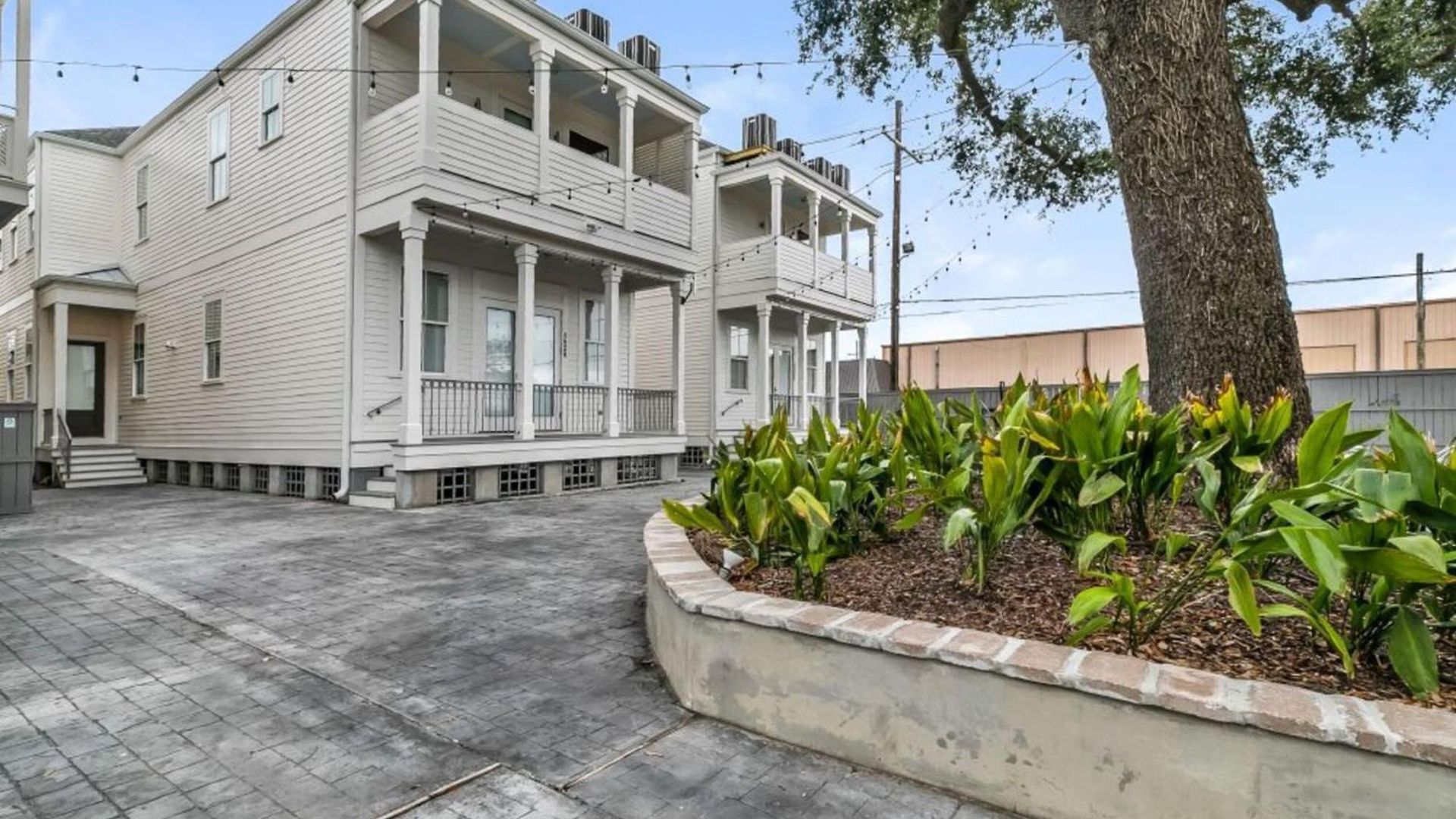 Spacious 3br Garden District W Pool & Balcony New Orleans