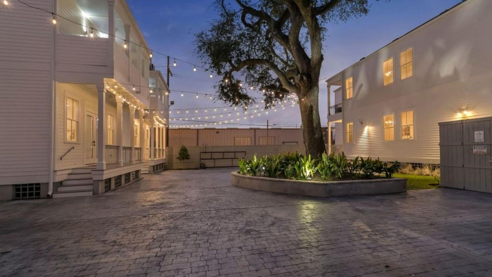 Spacious 3br Garden District W Pool & Balcony * New Orleans