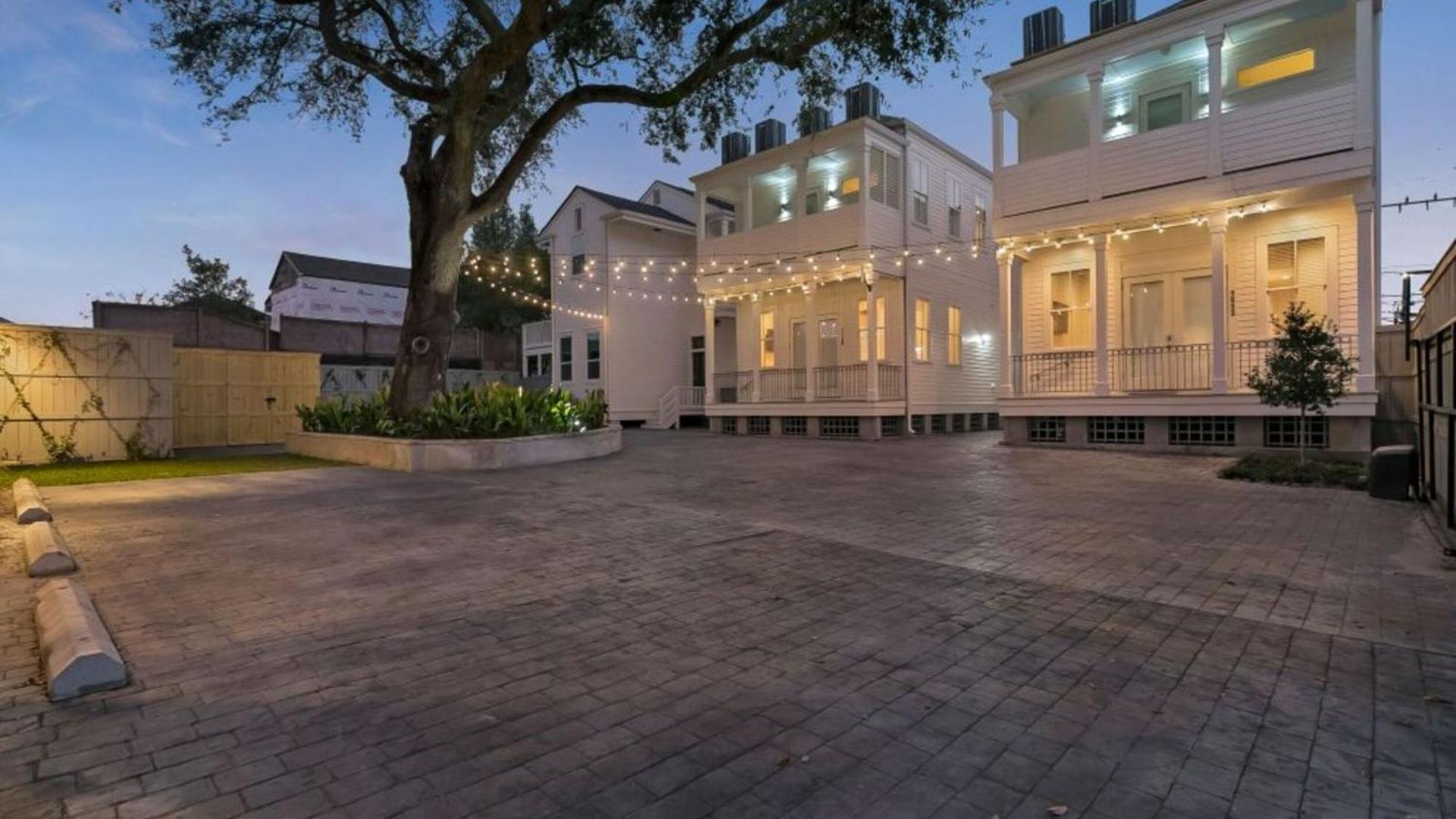 Spacious 3br Garden District W Pool & Balcony * New Orleans