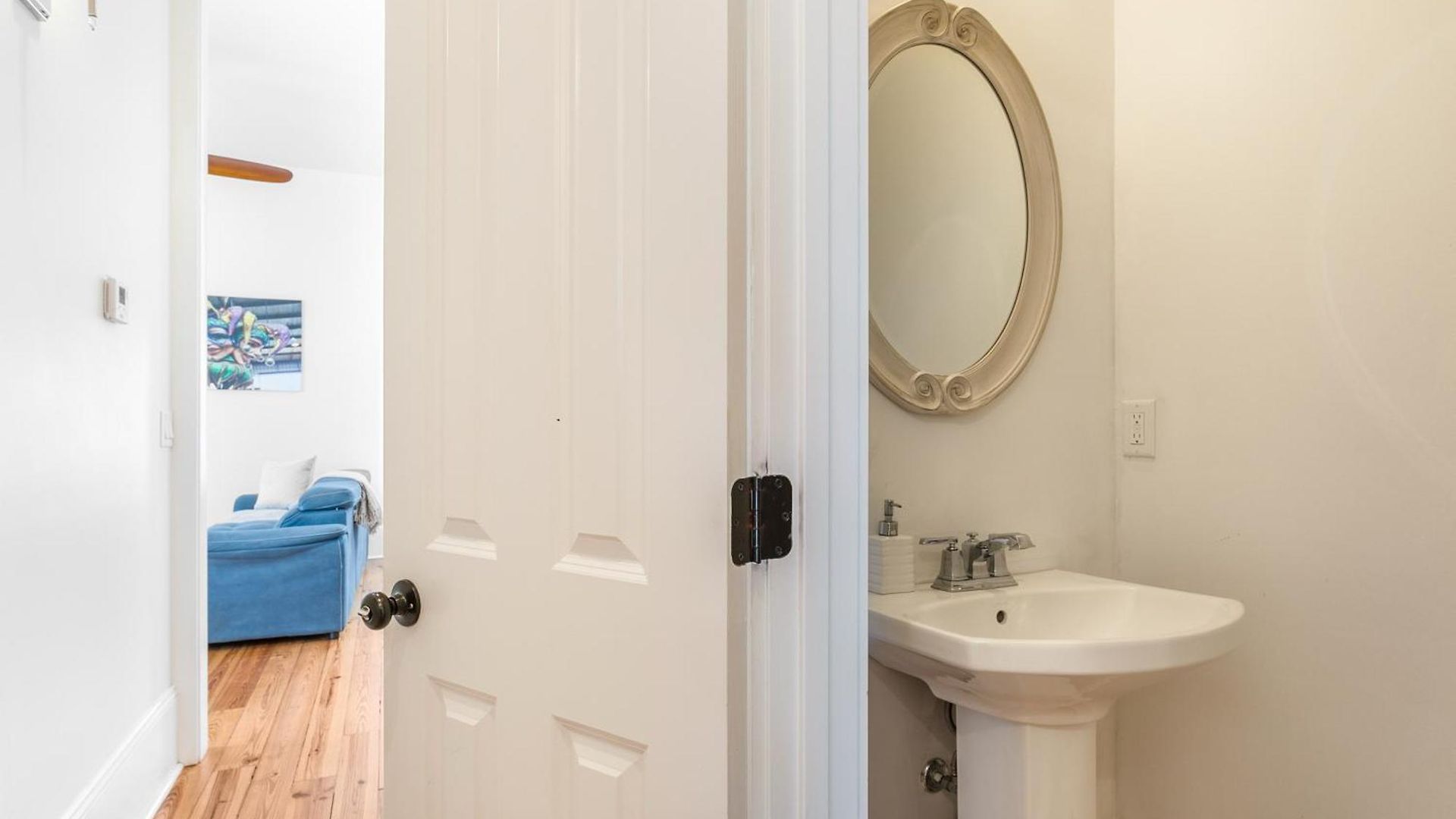 3br On Carondelet By Hosteeva Apartment