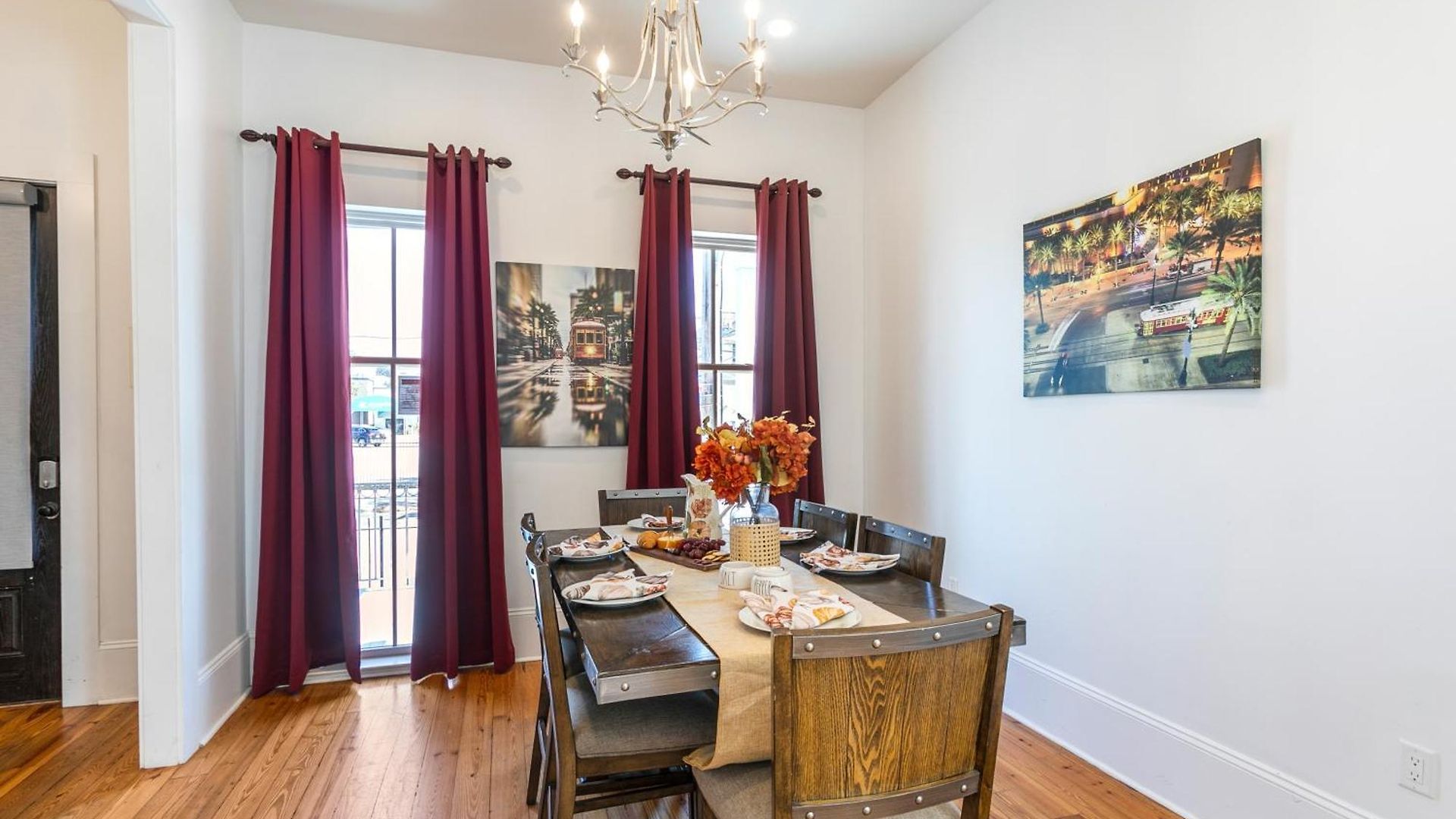 Apartment 3br On Carondelet By Hosteeva