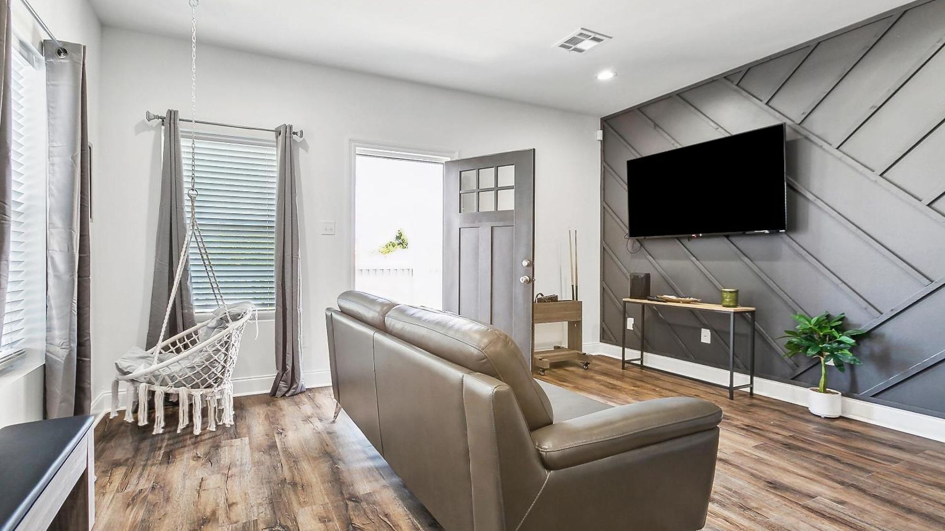 Apartment Luxury Nola 6 Bedroom Oasis *