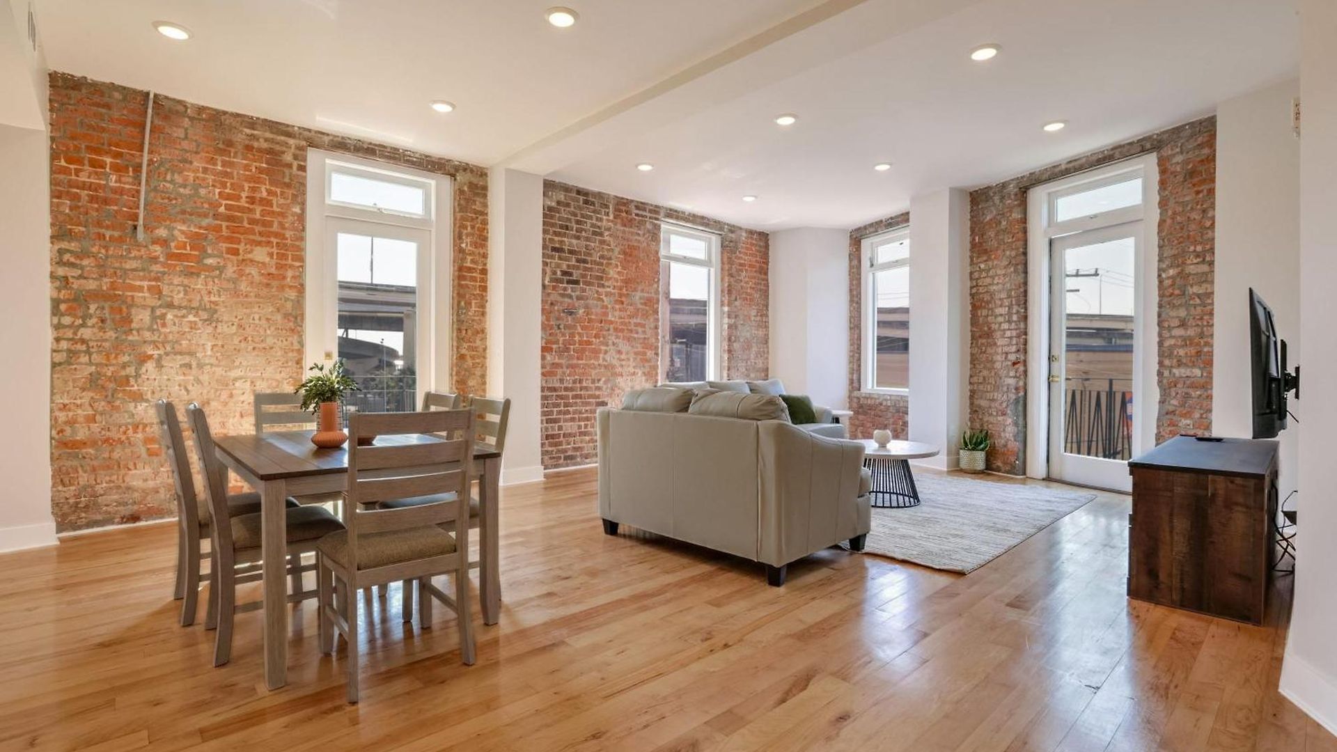 Apartment Roami At The Churchill