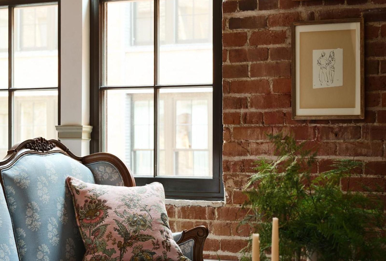 Memoir Warehouse District Hotel 4*