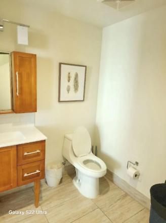 Beautiful Walk To French Quarter, Pool, Gym, View Apartment *