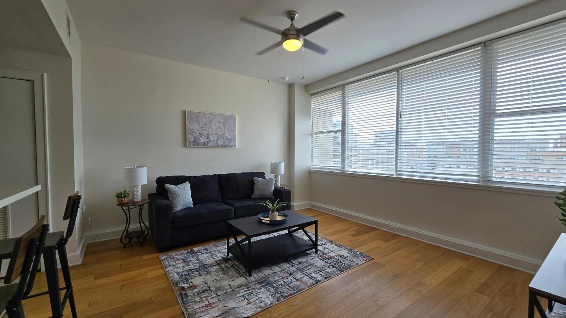 Beautiful Walk To French Quarter, Pool, Gym, View * New Orleans