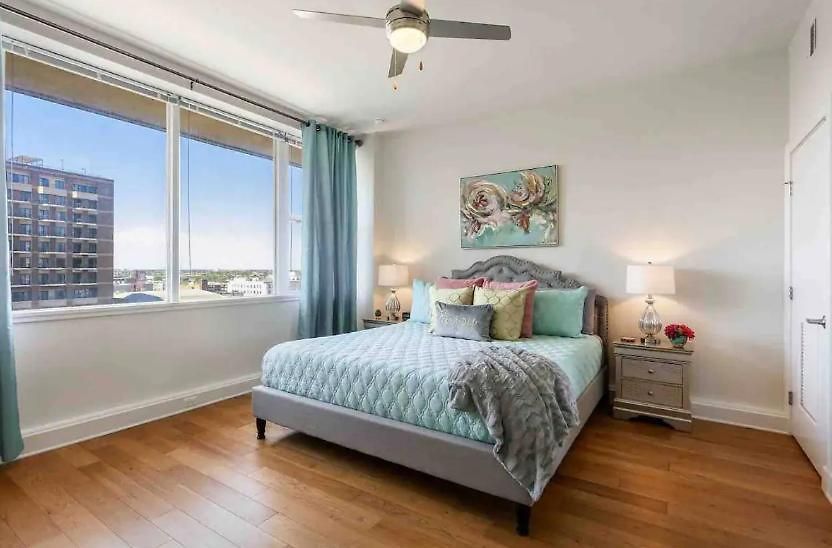 Apartment Beautiful Walk To French Quarter, Pool, Gym, View