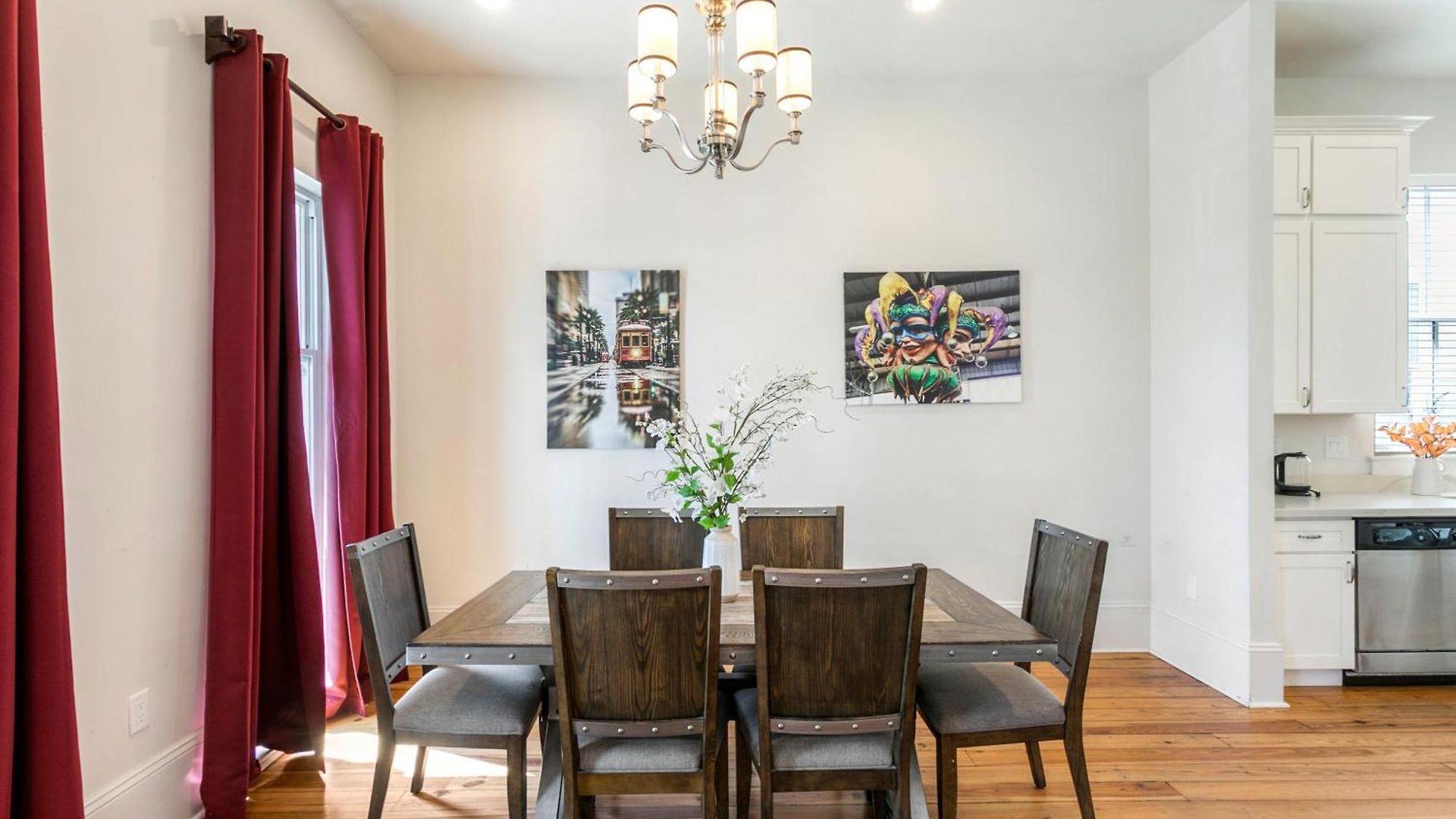 Private 3br On Carondelet By Hosteeva Apartment *