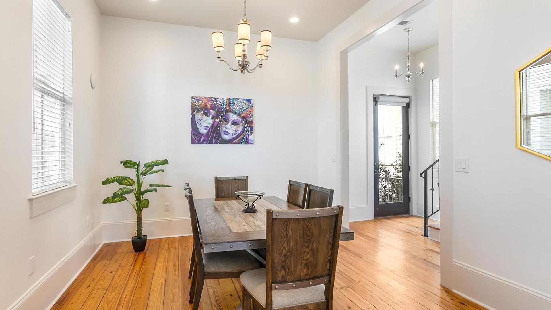 Apartment Amazing 3br Off St Charles With Pool New Orleans