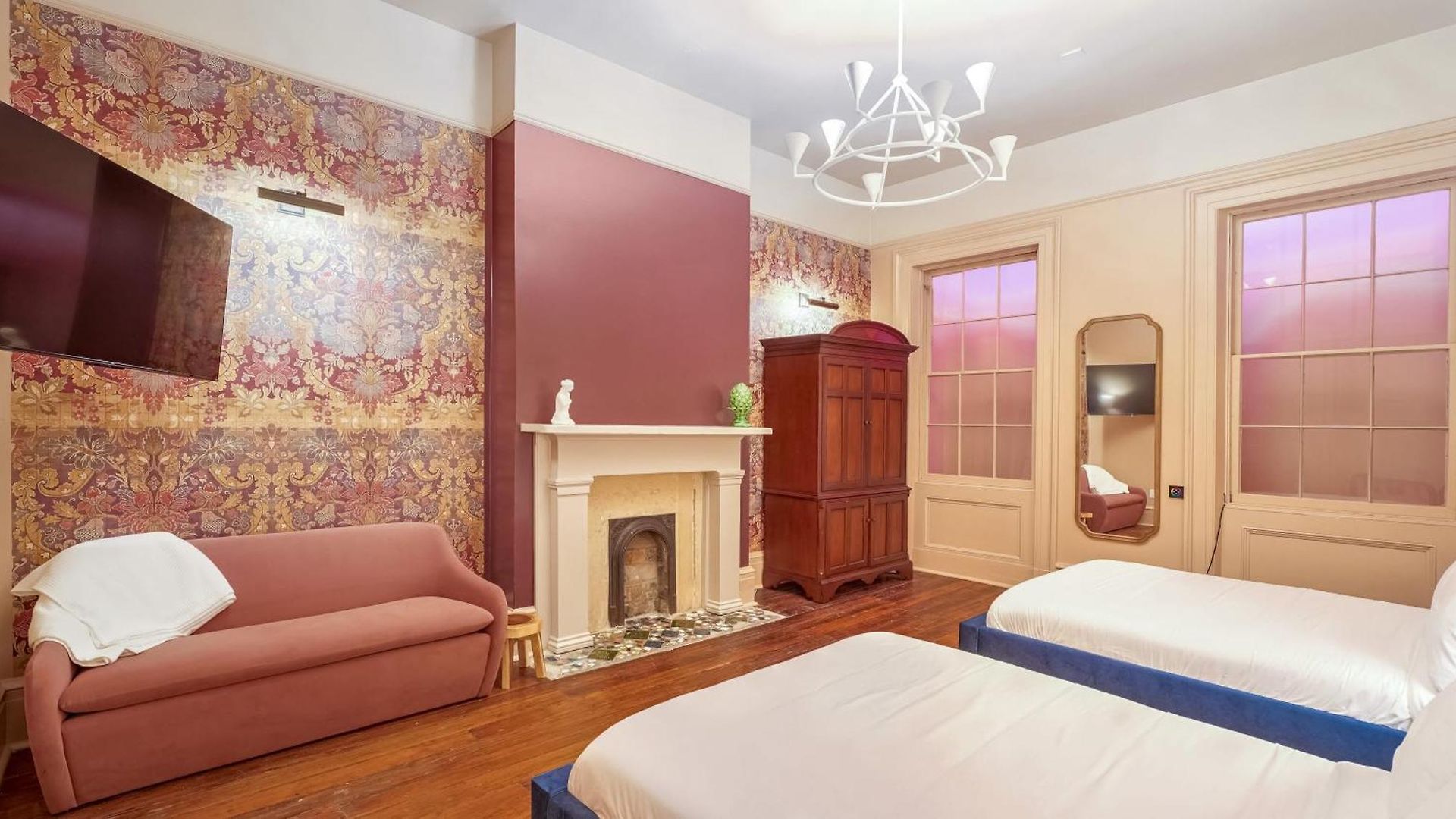 Bonsoir Aparthotel 4*