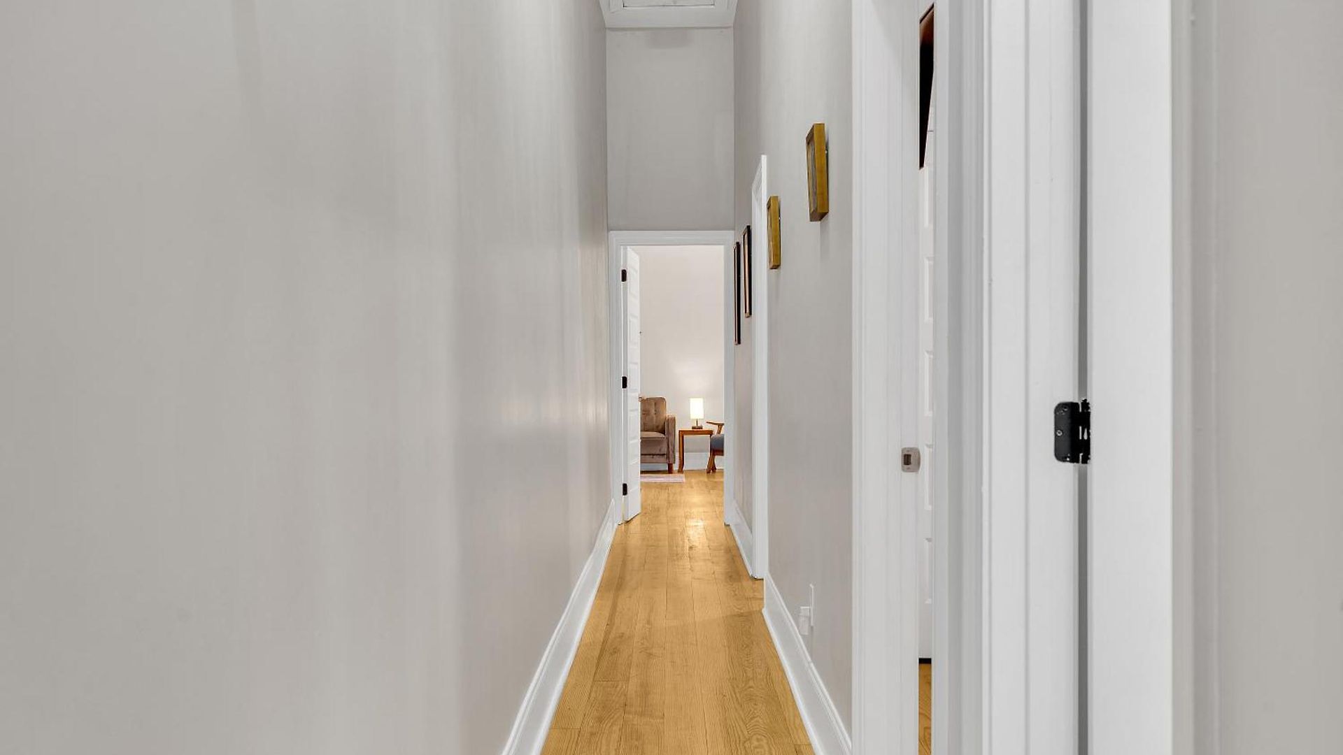 Mid-city Shotgun W Deck Near Park Holiday home *