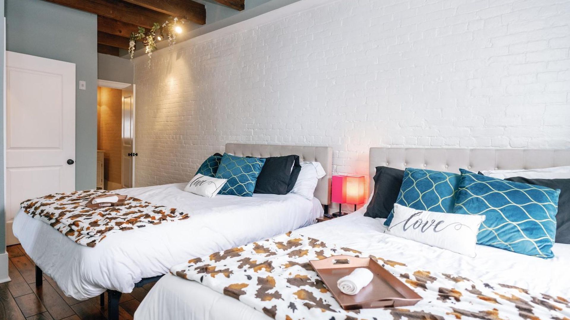 Decatur Sugar Mill Blues Apartment New Orleans
