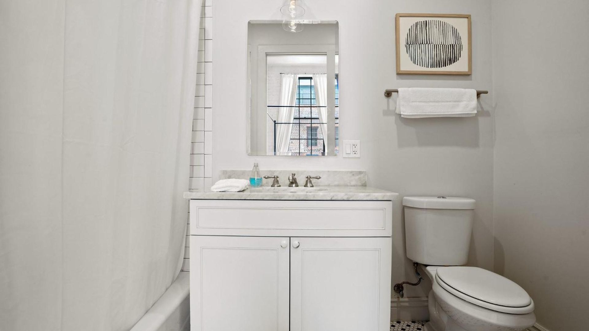 Hotel 4br Gem On Gravier Close To Dining & Souvenirs *