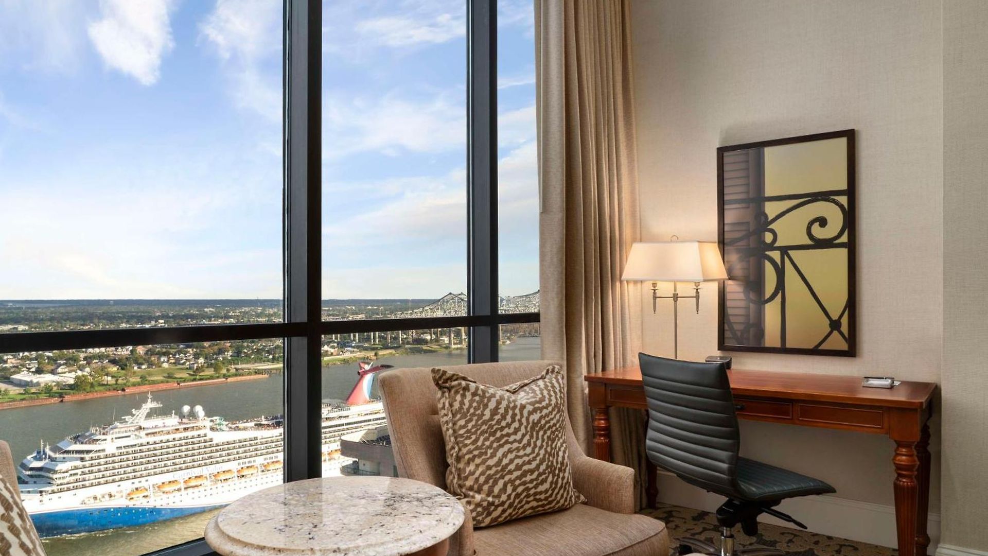 Hotel Hilton Riverside 4*