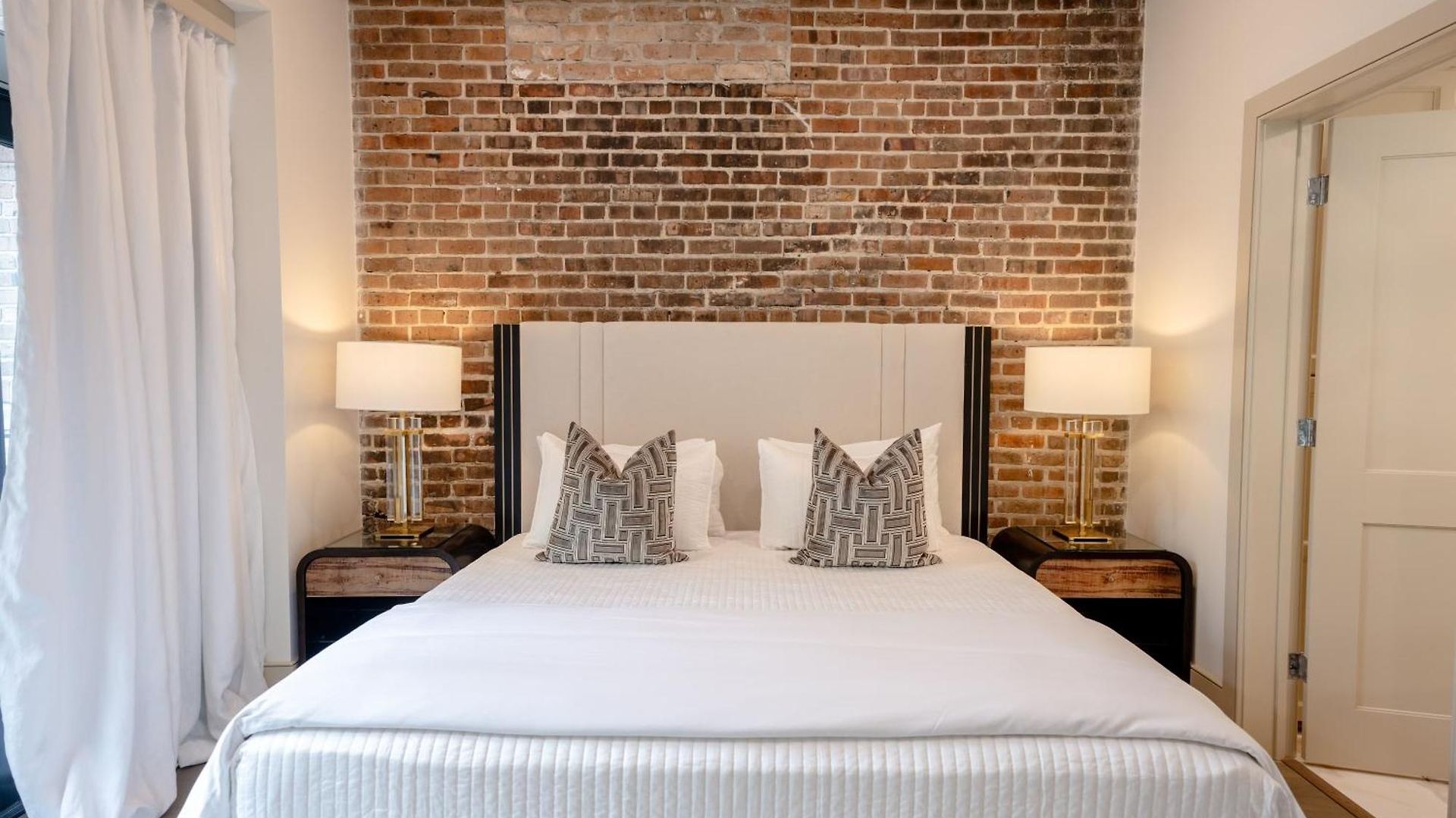 Hotel Harcol House *