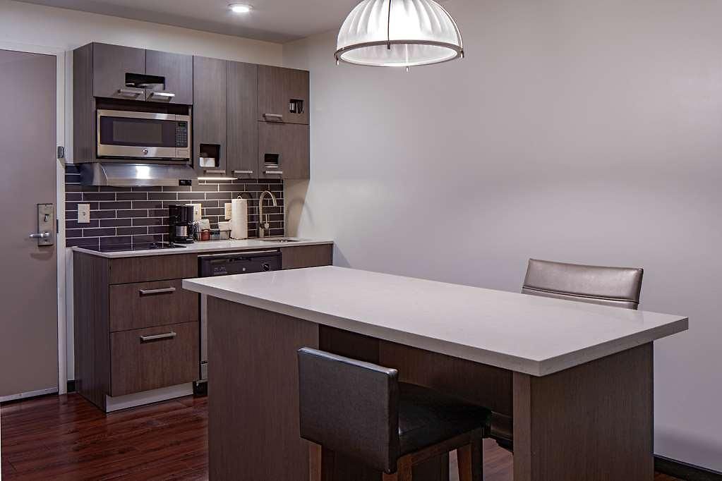 Hyatt House Downtown 3* New Orleans