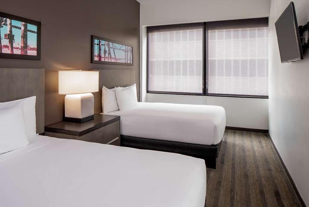 Hyatt House Downtown Hotel 3*