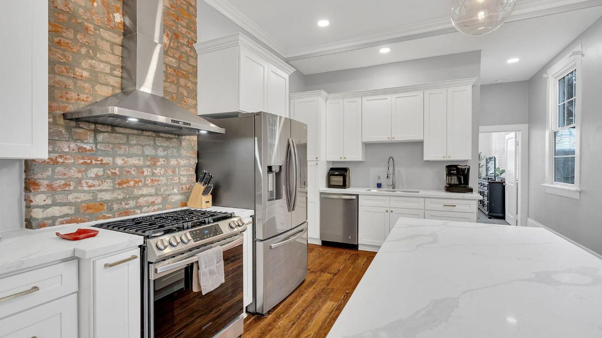 Apartment Bright Uptown W Gated Parking New Orleans