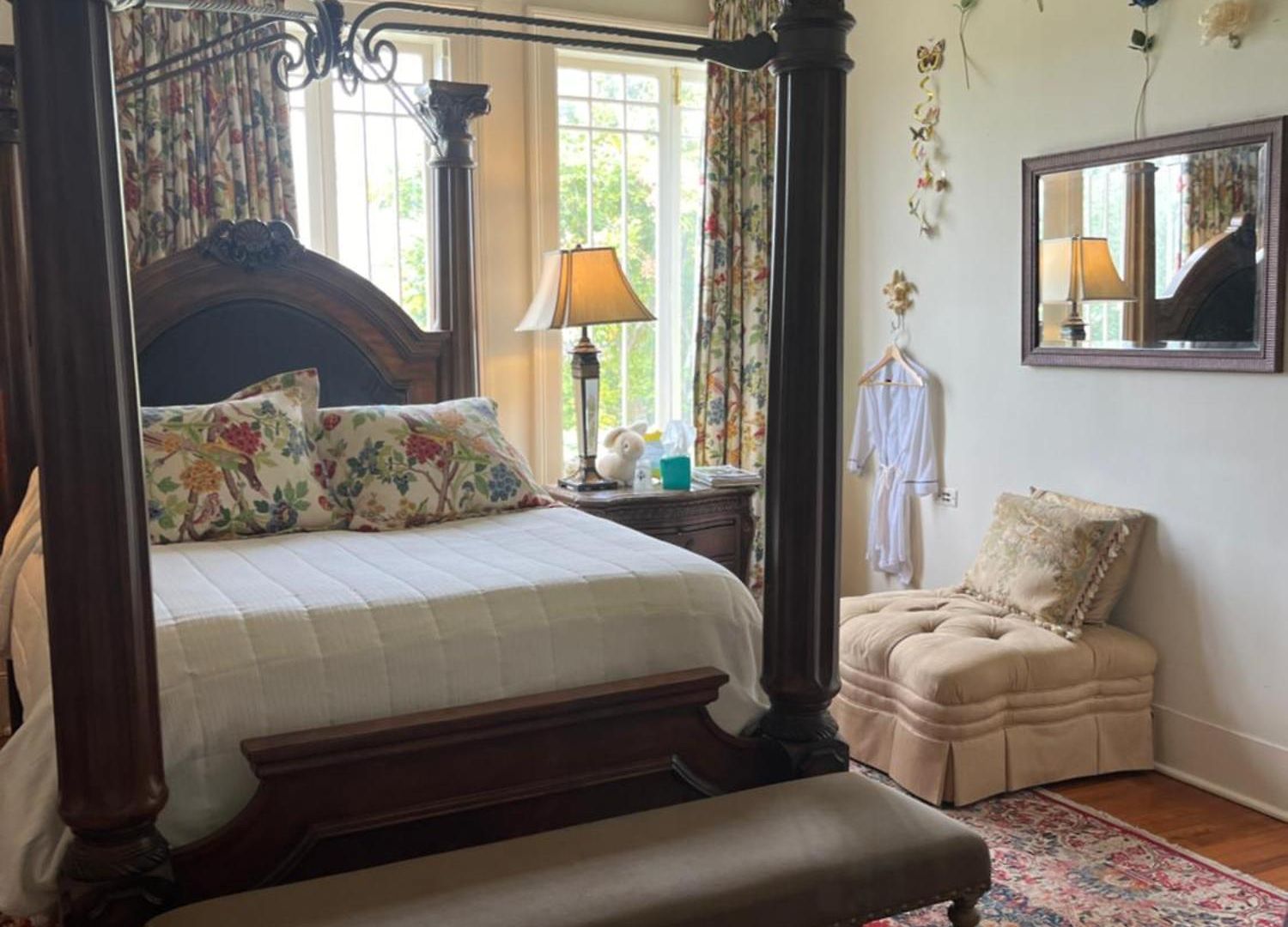 The Happy House Bed & Breakfast 4*