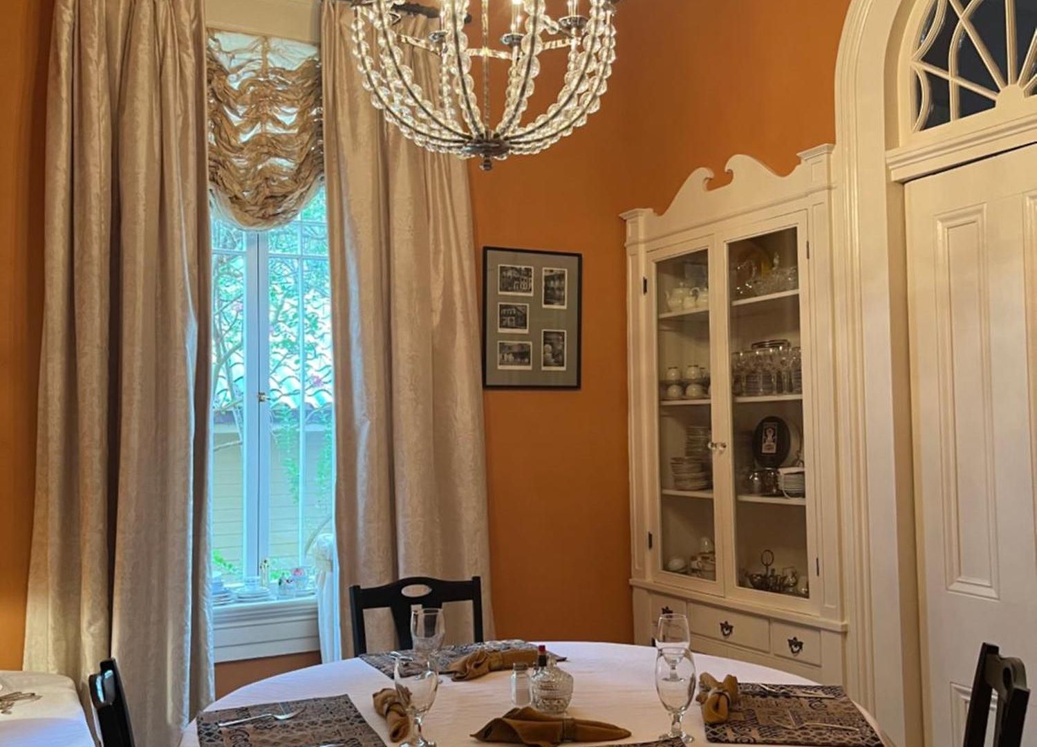 Bed & Breakfast The Happy House New Orleans