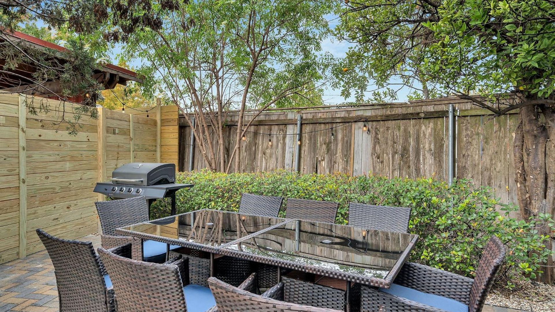 Hotel Mid-city Muse W Pool -spacious 5br Minutes To Fq