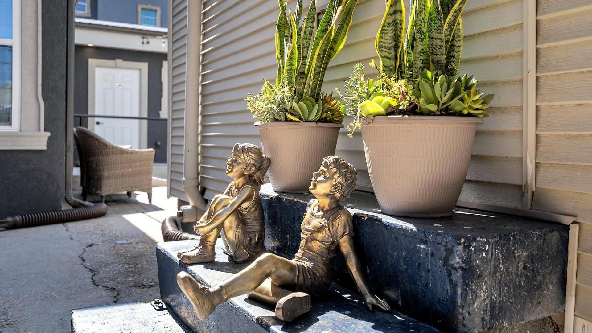 Hotel Mid-city Muse W Pool -spacious 5br Minutes To Fq *