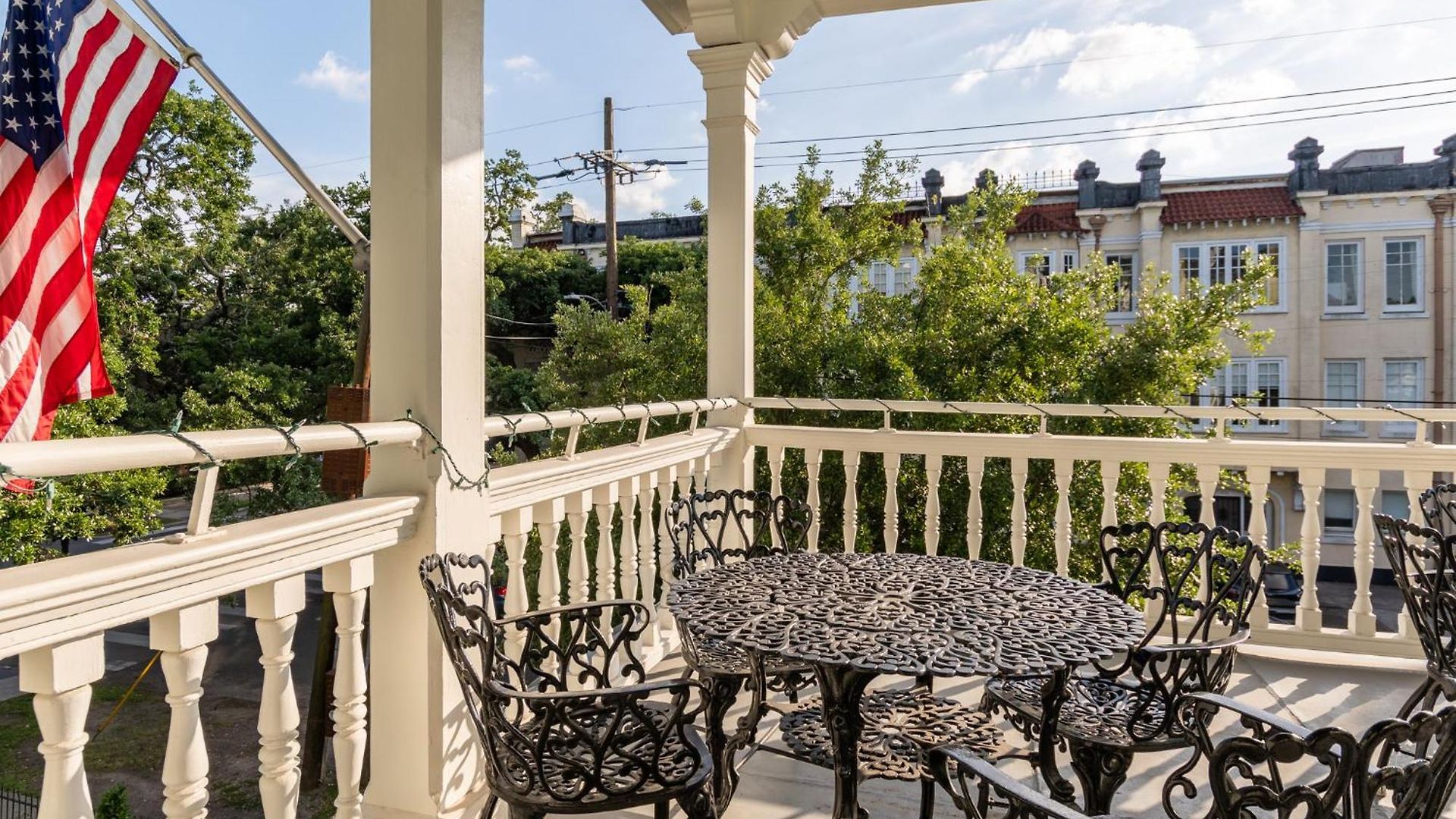 Grand Victorian Bed & Breakfast 3*