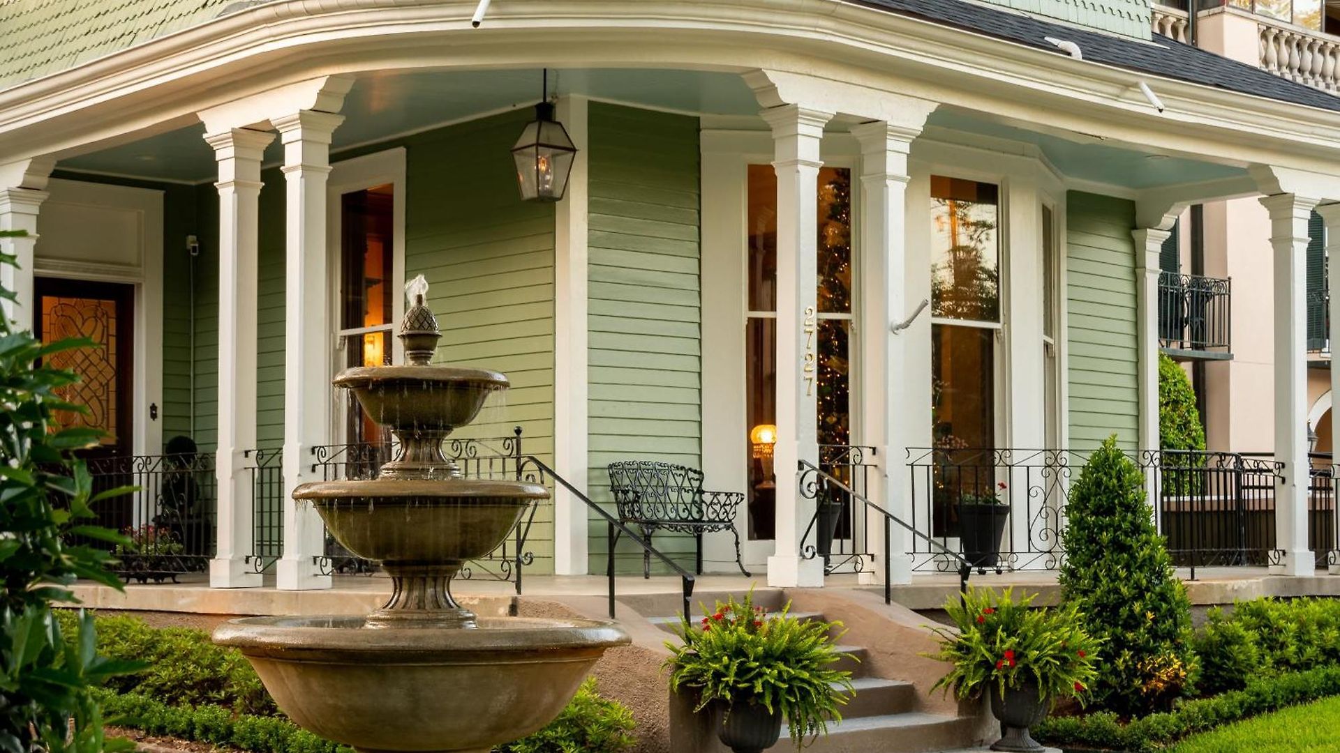 Grand Victorian
