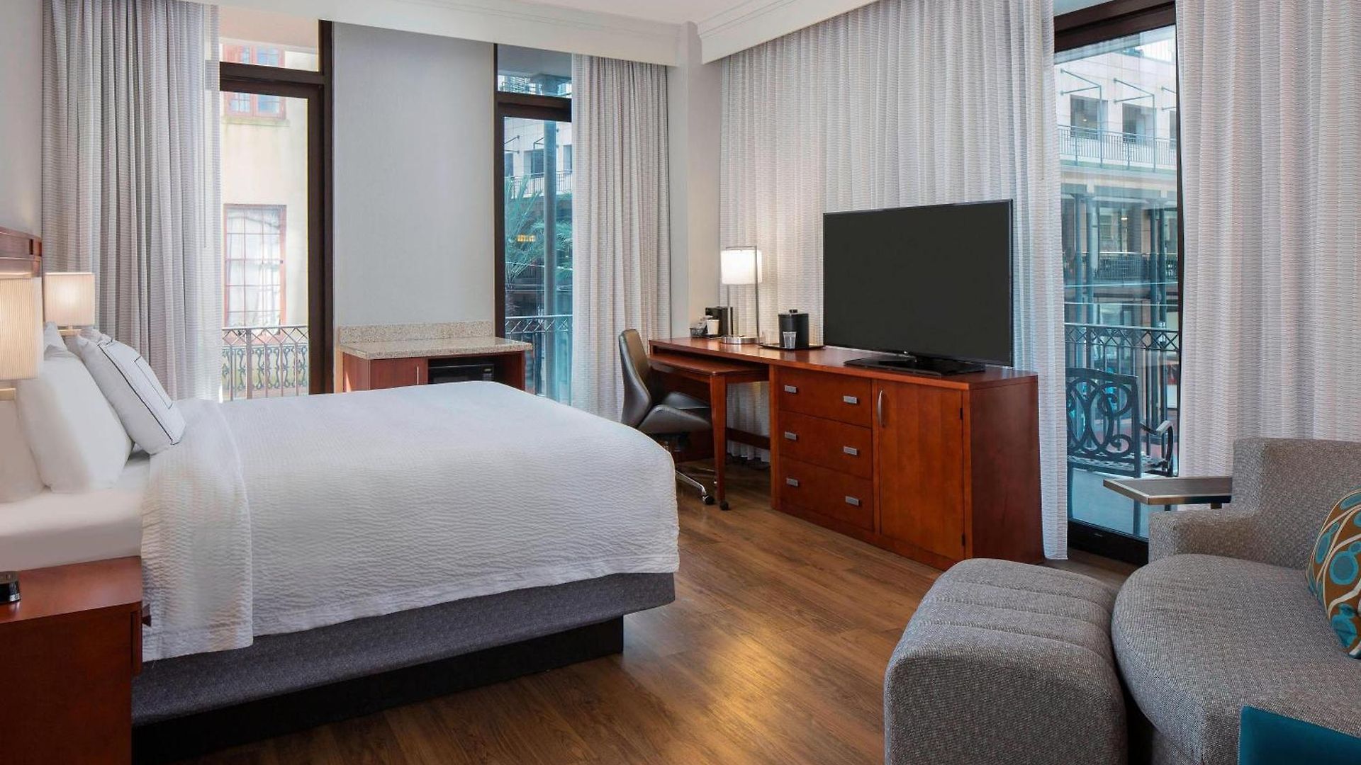 Courtyard By Marriott Downtown Near The French Quarter 3* New Orleans