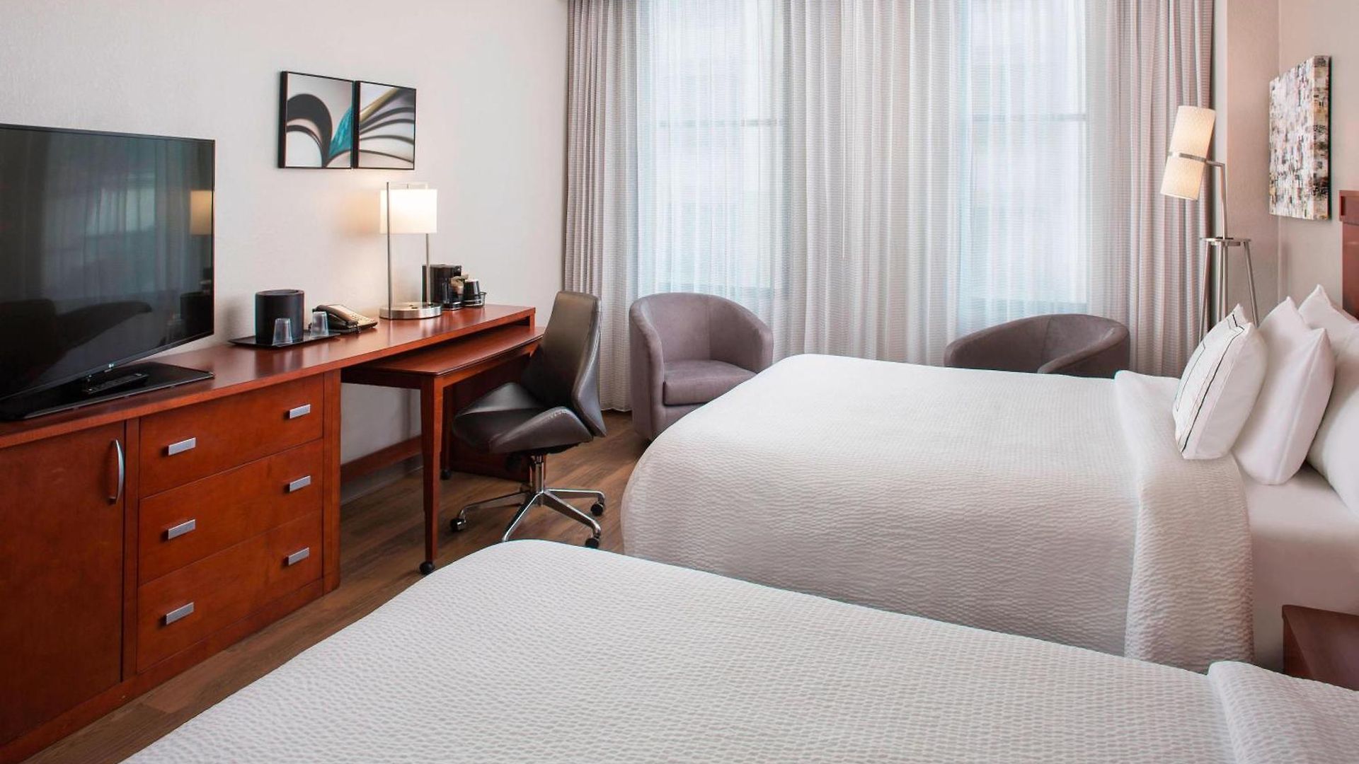 Hotel Courtyard By Marriott Downtown Near The French Quarter 3*