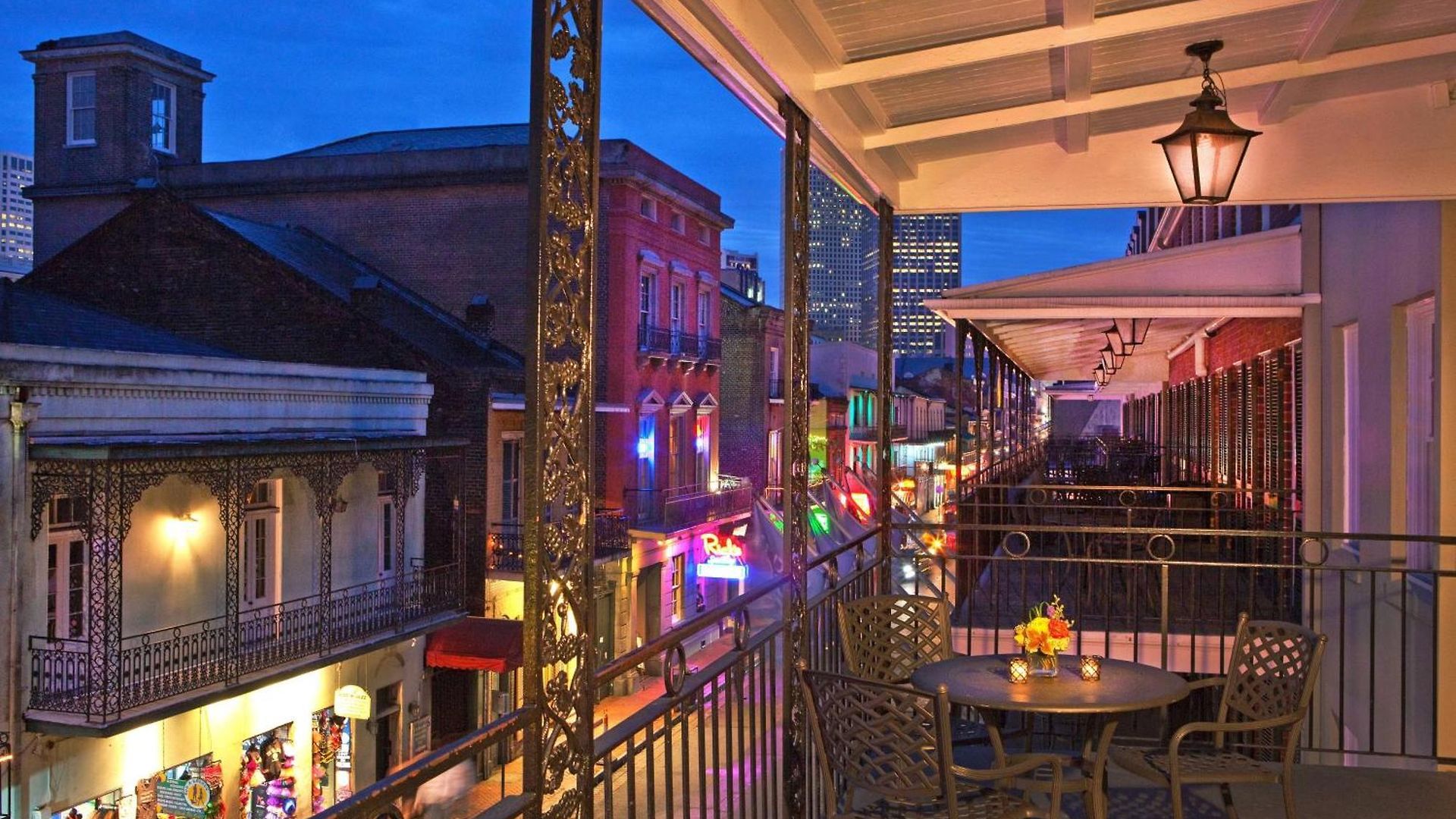 Hotel Four Points By Sheraton French Quarter 4*