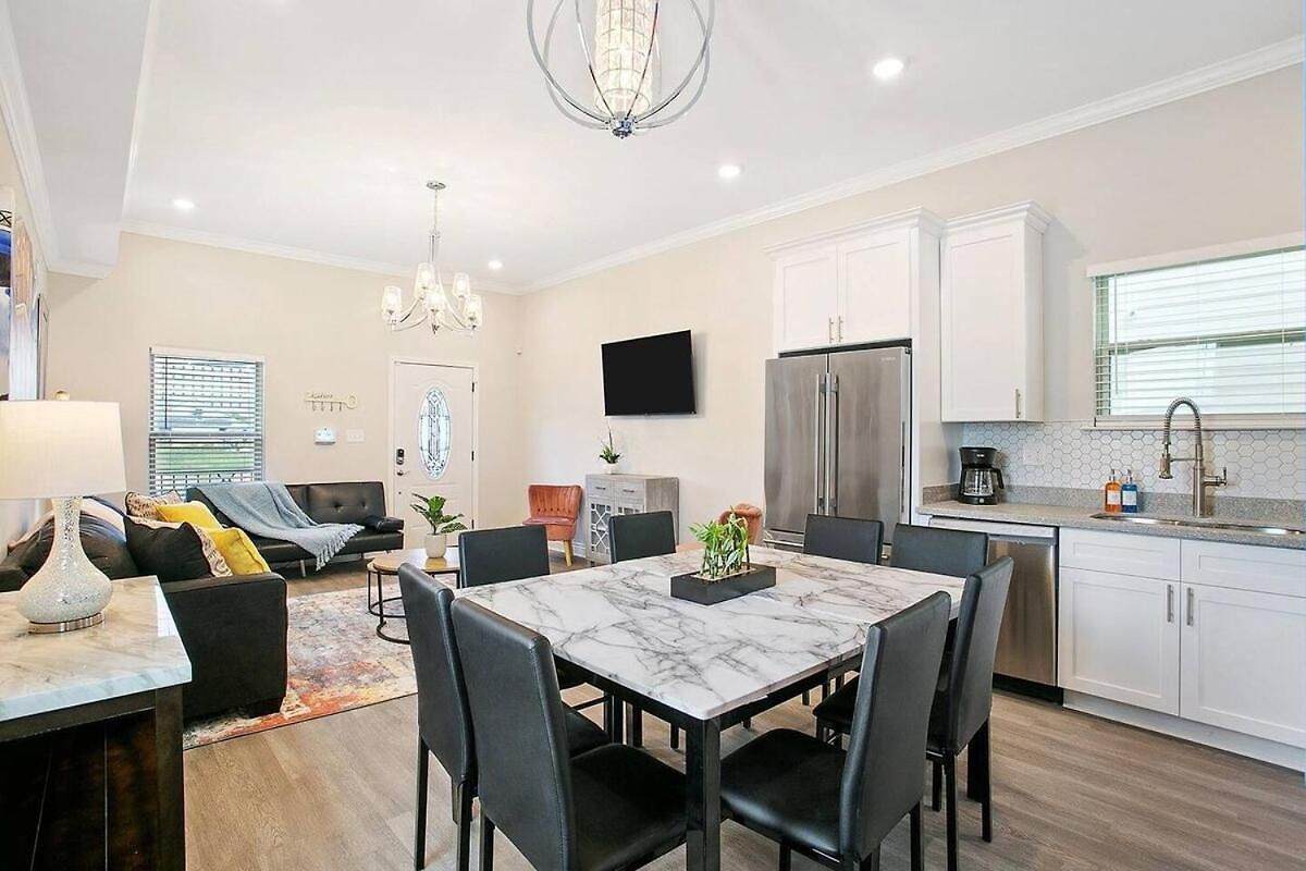 Holiday home Stylish Uniquely Designed Near French Quarter