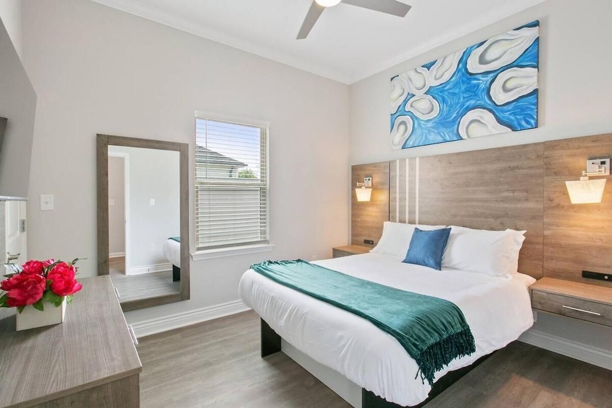 Stylish Uniquely Designed Near French Quarter * New Orleans