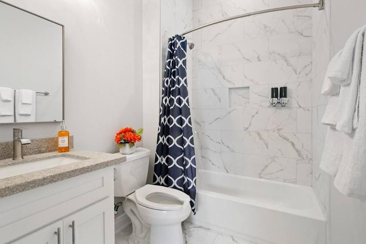 Stylish Uniquely Designed Near French Quarter * New Orleans