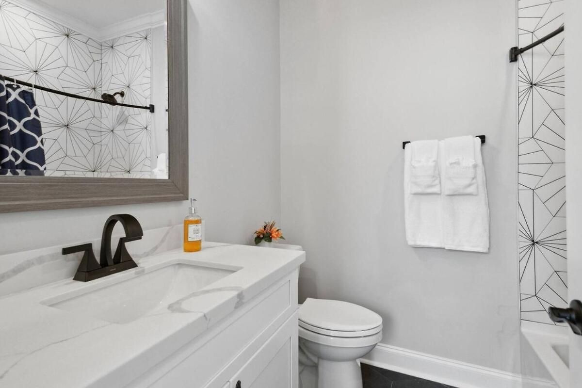 Huge 5min From Fq! 5br, Outdoor Seating! New Orleans