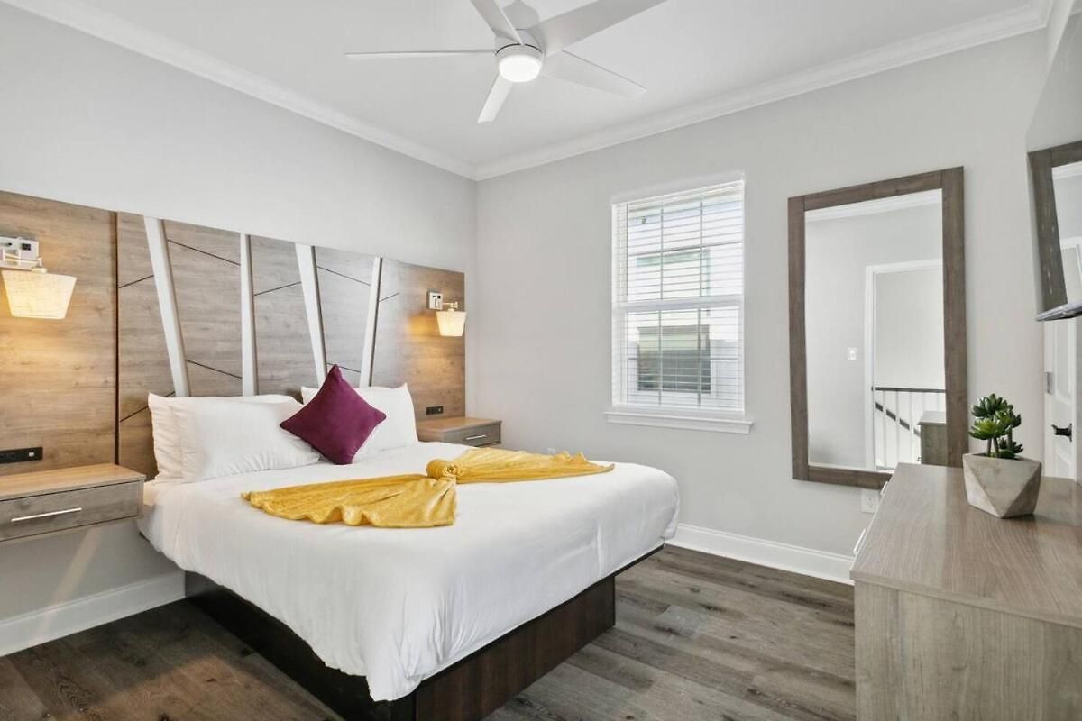 Holiday home Huge 5min From Fq! 5br, Outdoor Seating!