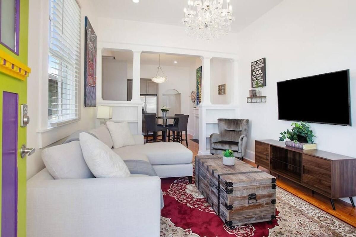 Classic Concierge Serviced House Near French Quarter Holiday home