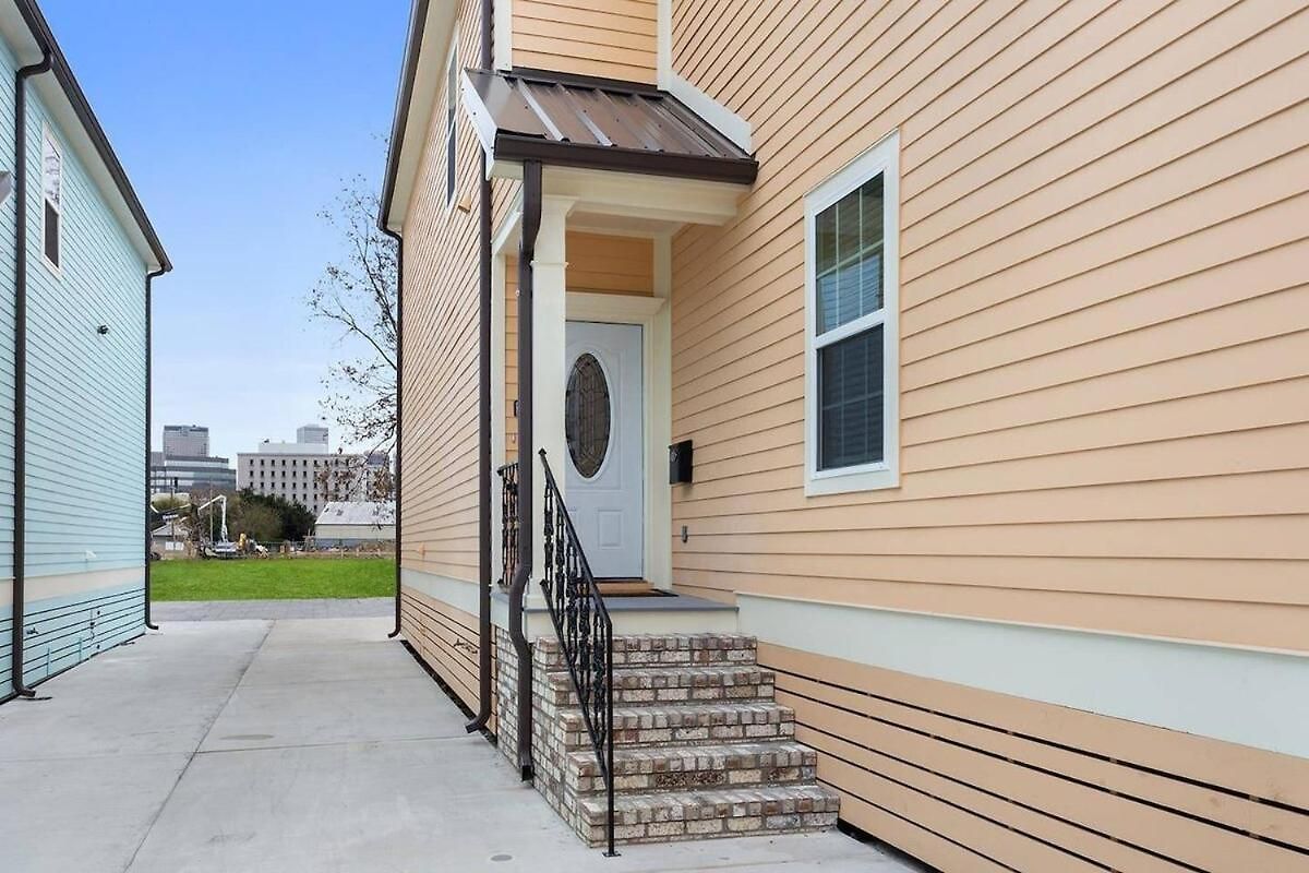 Colorful 5 Bedroom Near Superdome * New Orleans