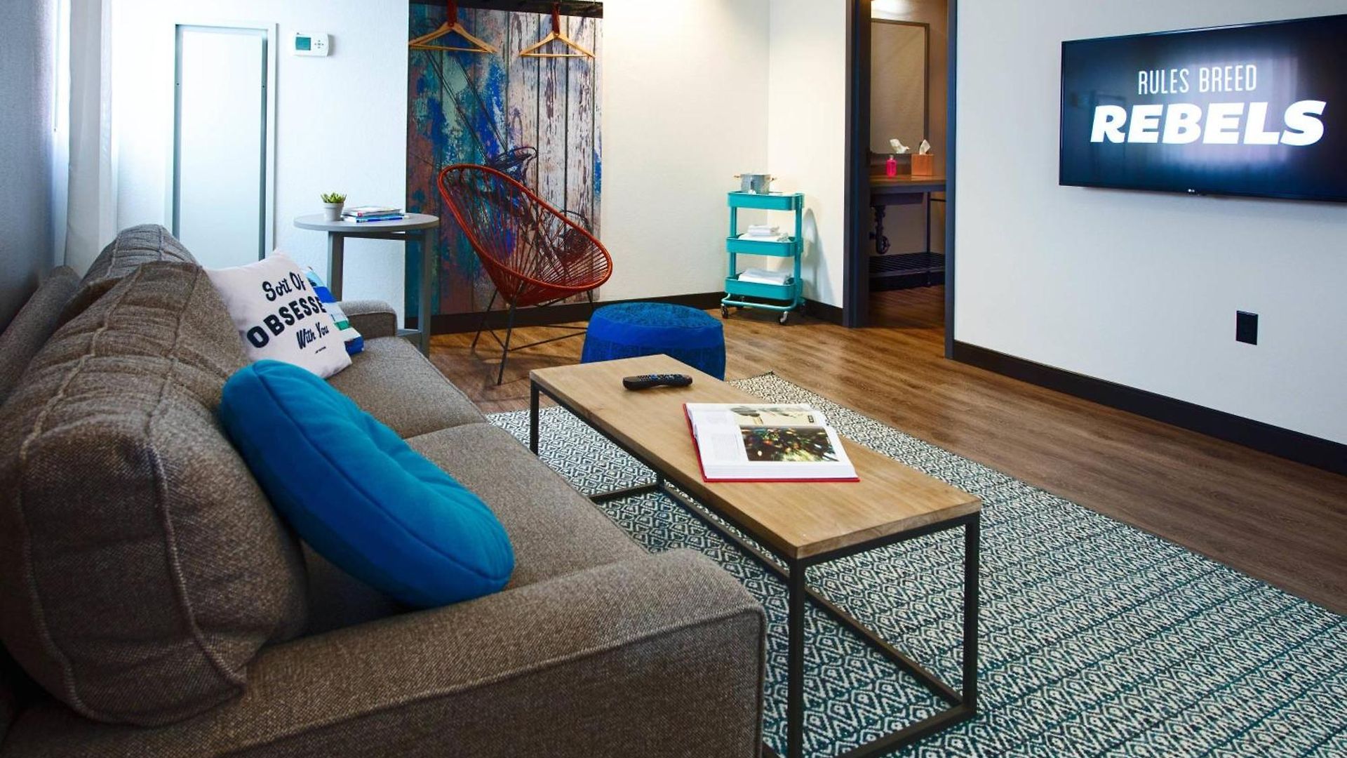 Hotel Moxy Downtown/french Quarter Area 3*