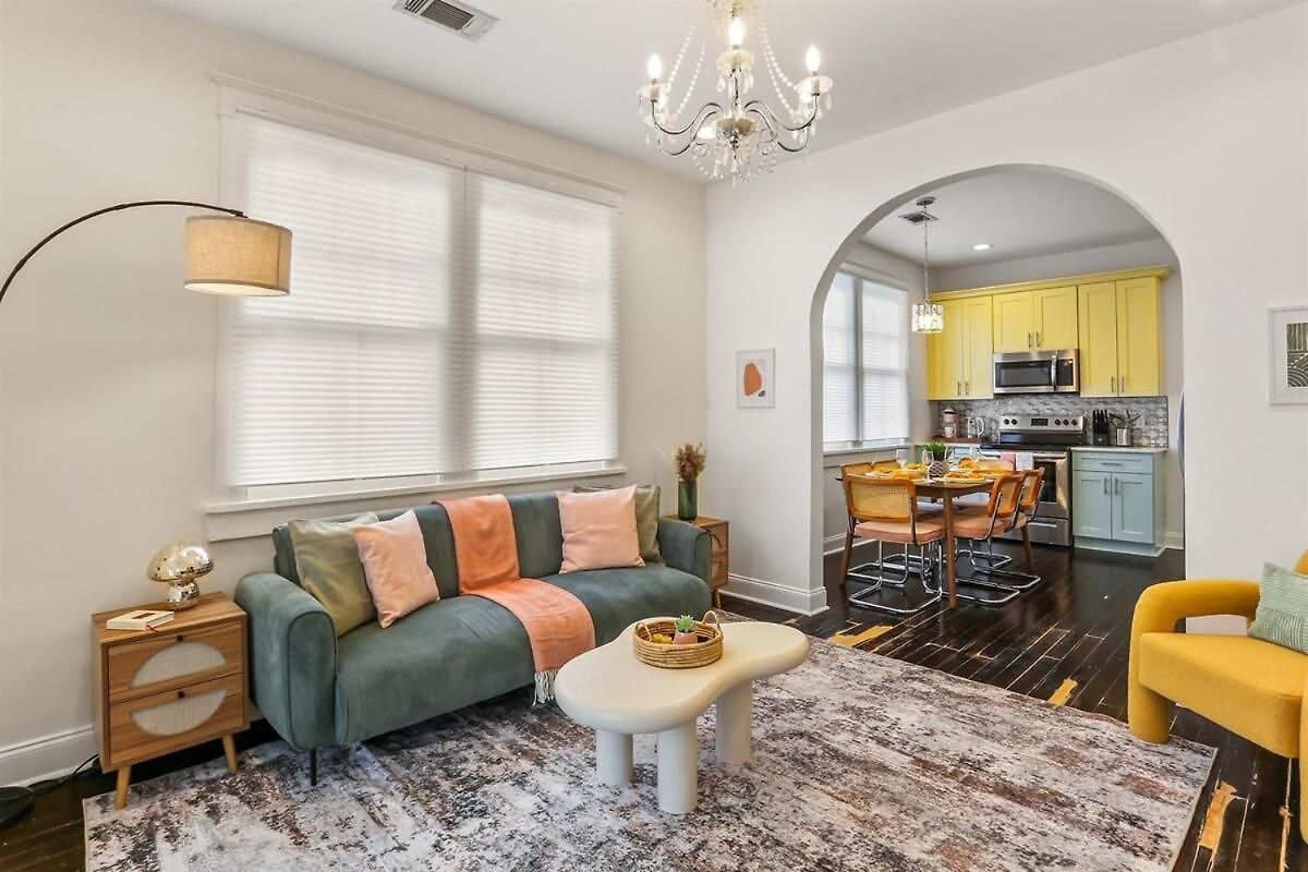 Holiday home Sun Petals Chic 3bed 3 Mins To Superdome & Cbd