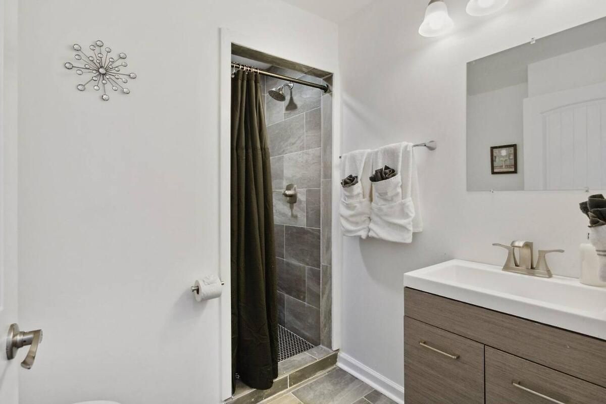 Charming 3br Getaway Just Minutes From The French *