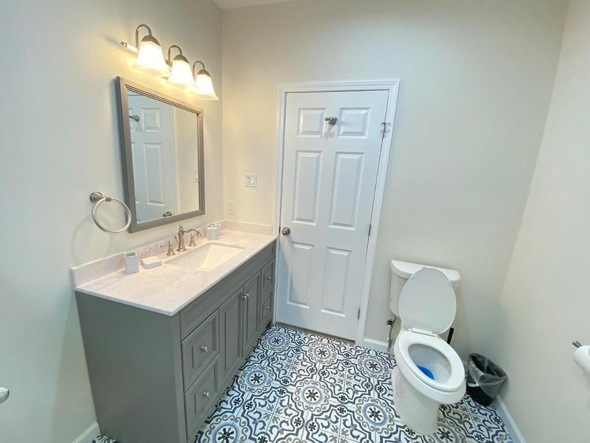 Apartment 3-bedroom Close To The French Quarter New Orleans