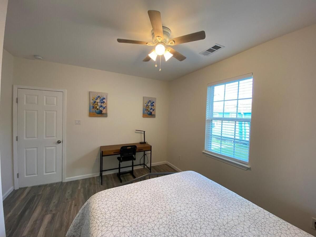 3-bedroom Close To The French Quarter *