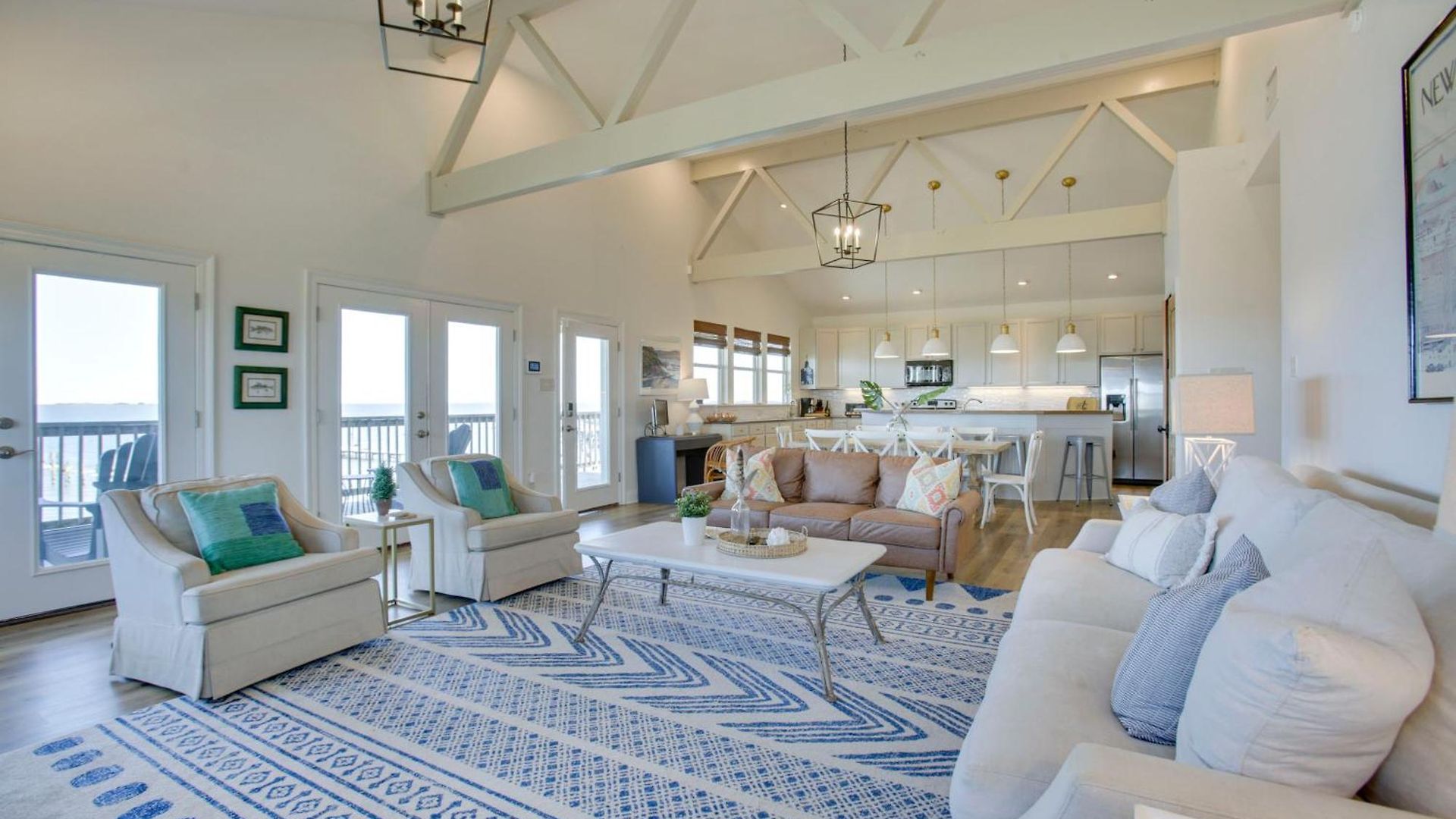 Lakefront Nola W/ Hot Tub & Views! Holiday home *