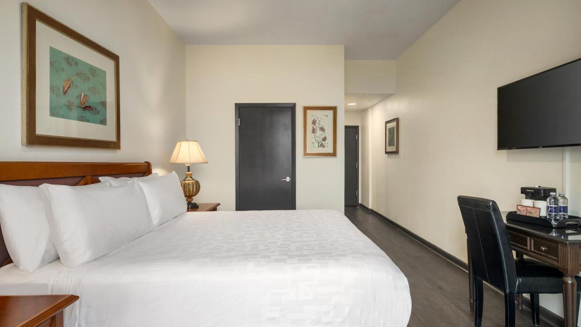 Inn Le Richelieu In The French Quarter