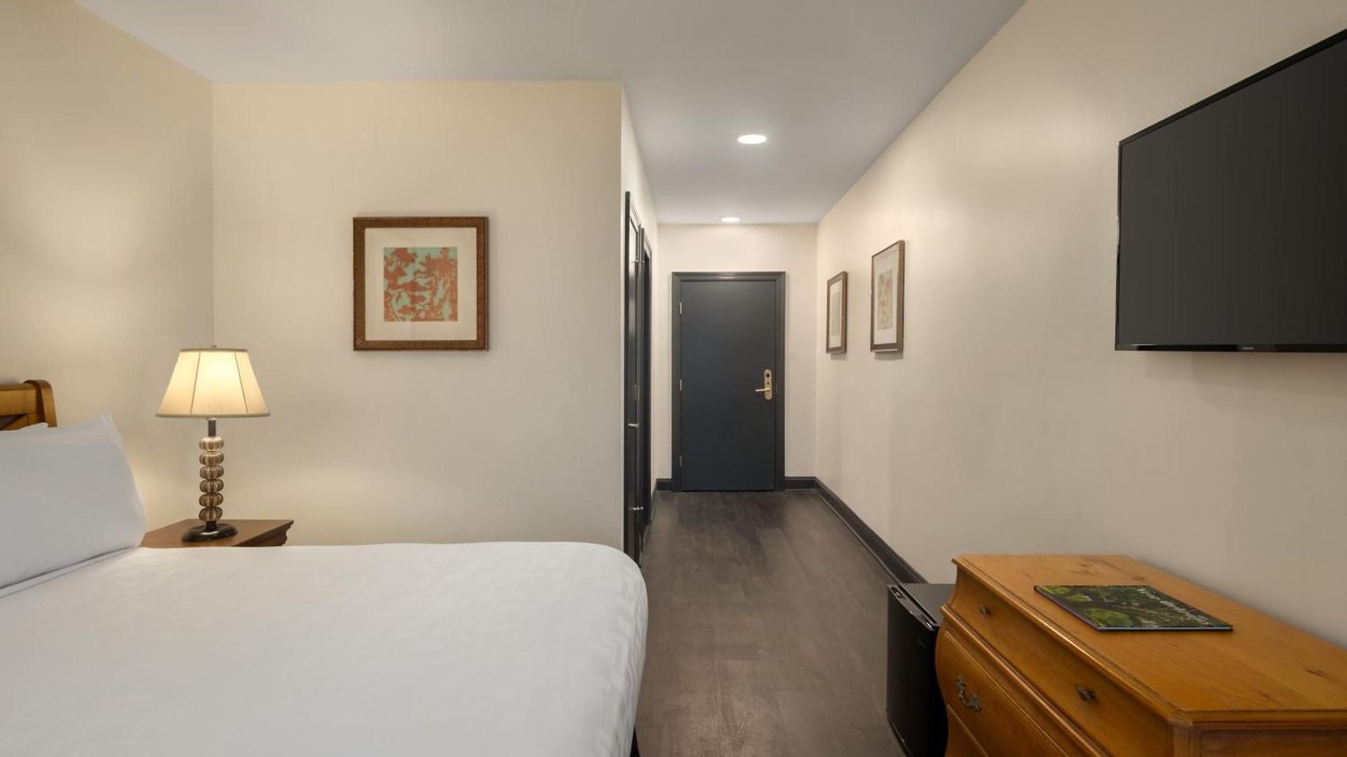 Inn Le Richelieu In The French Quarter