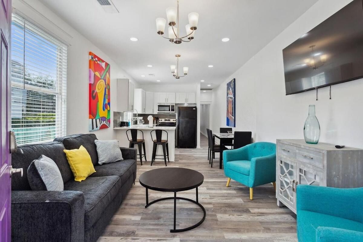 Holiday home Retro Charm And Comfort Near The French Quarter *