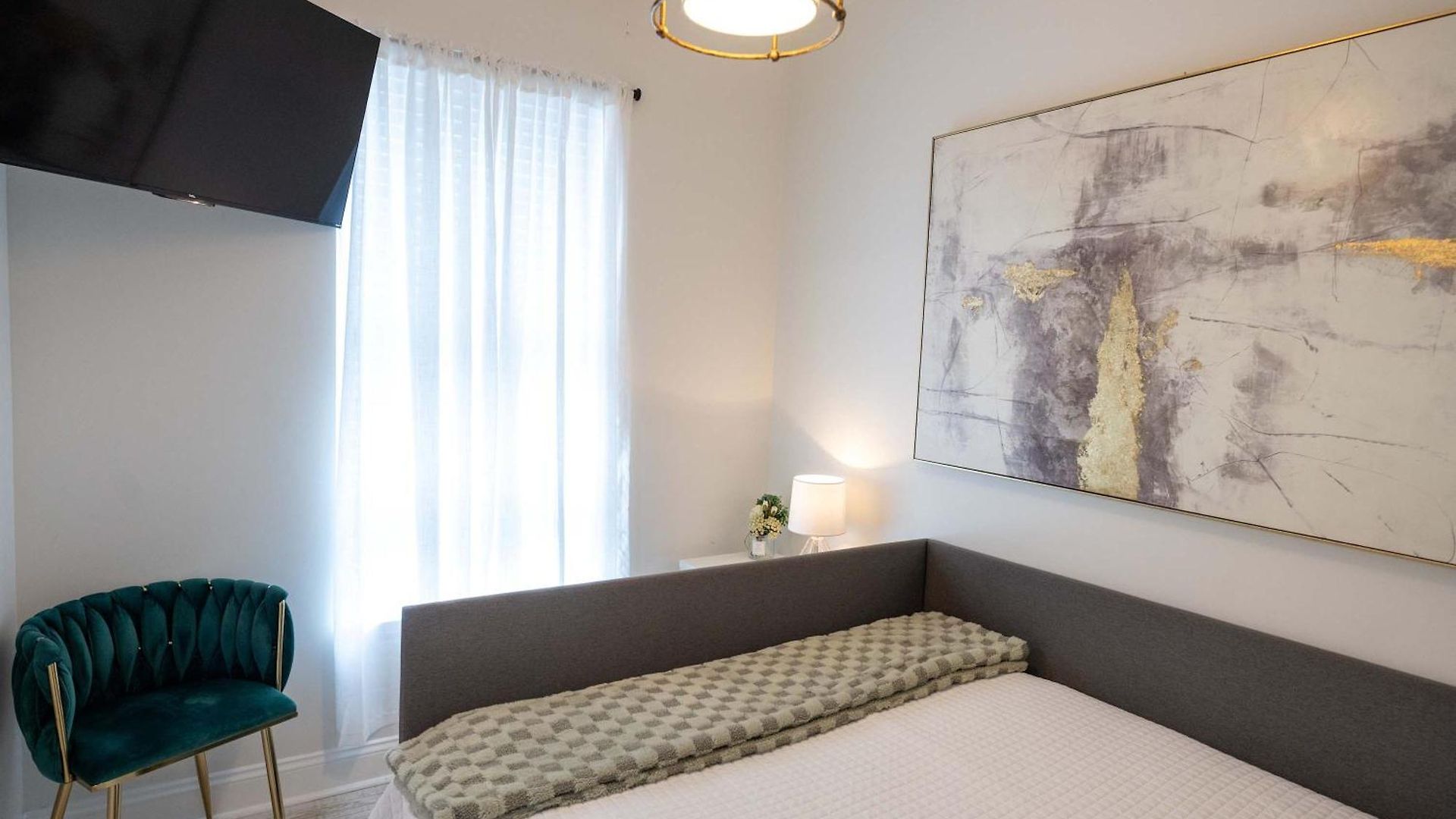 Apartment Mid Magic 7 *