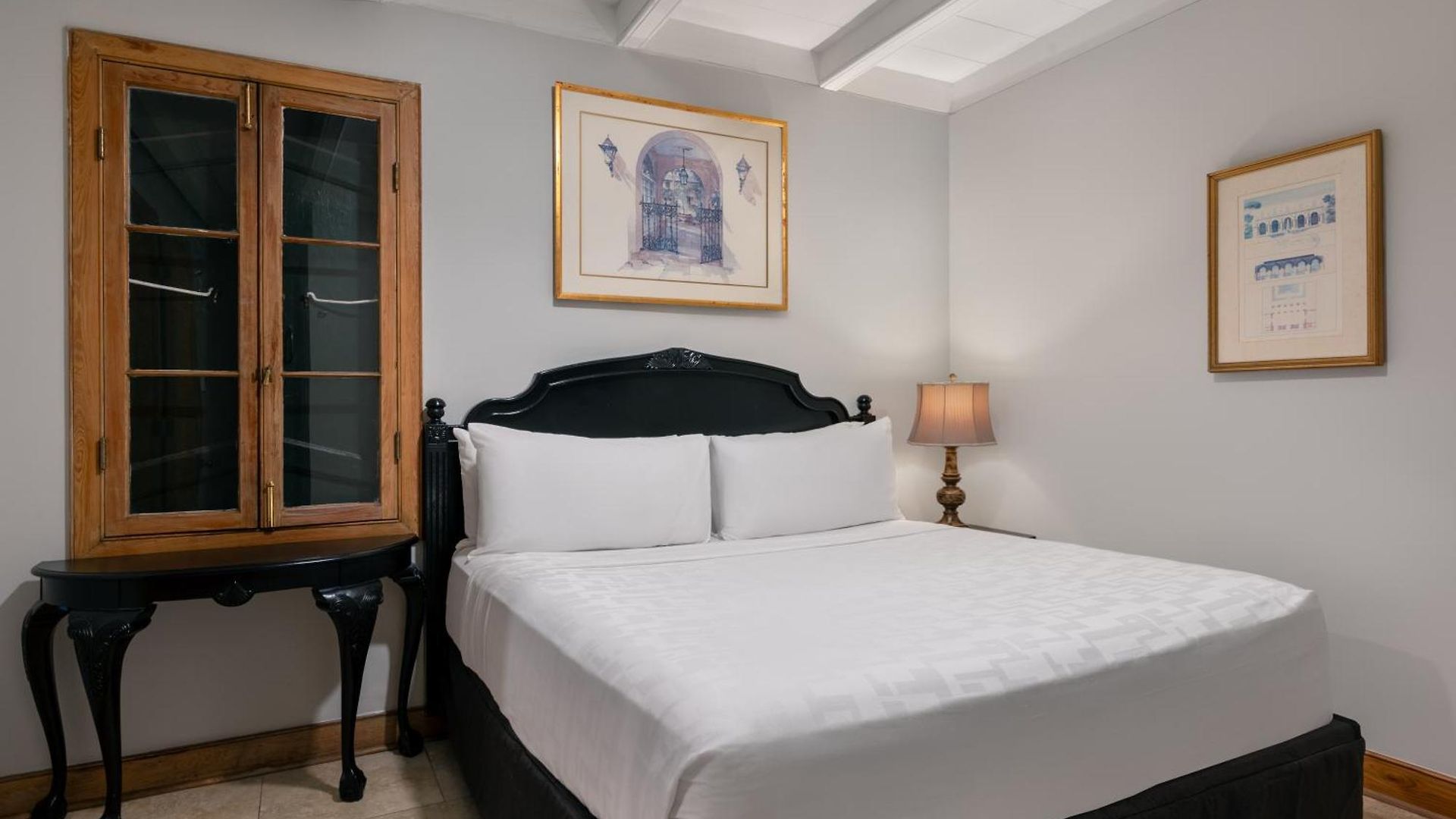 Hotel Chateau New Orleans